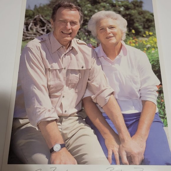 president George Bush and Barbara Bush facsimile autograph 8x11 - Picture 1 of 4
